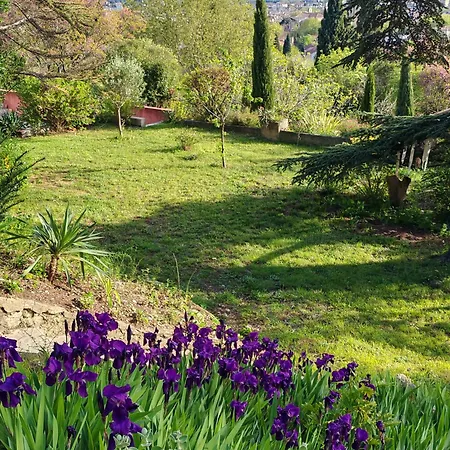 chambre d'hote de charme Villa les Iris proche centre ville-3